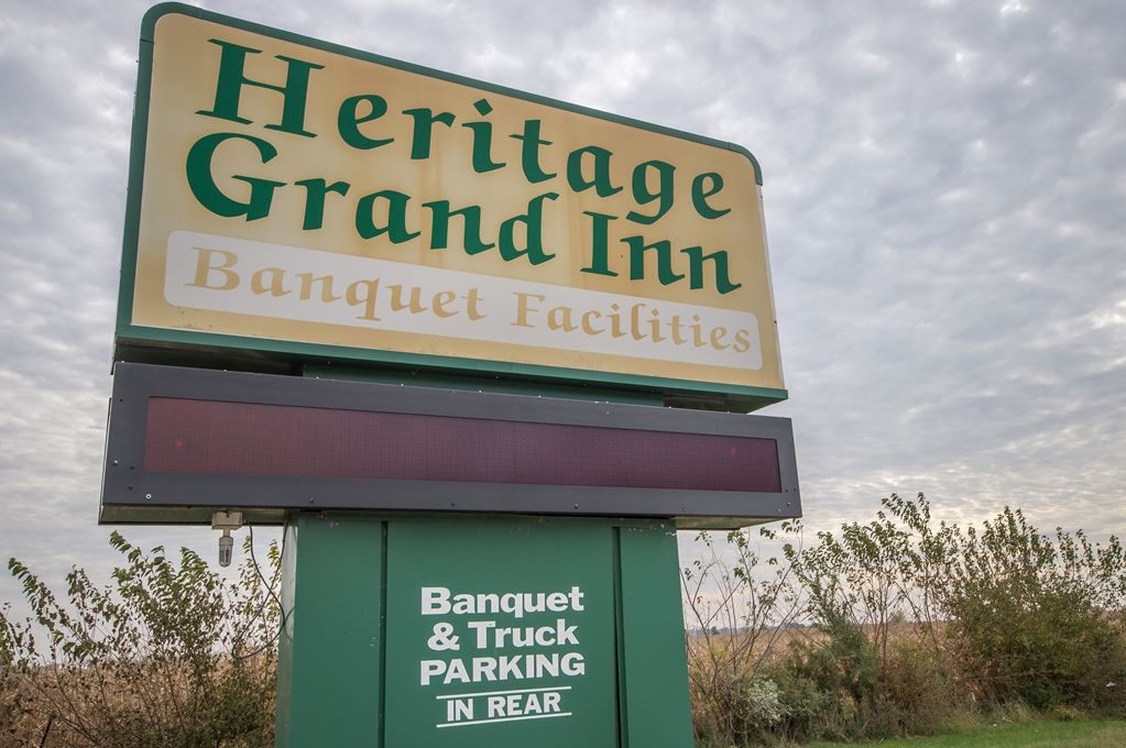 Heritage Grand Inn Canton Esterno foto